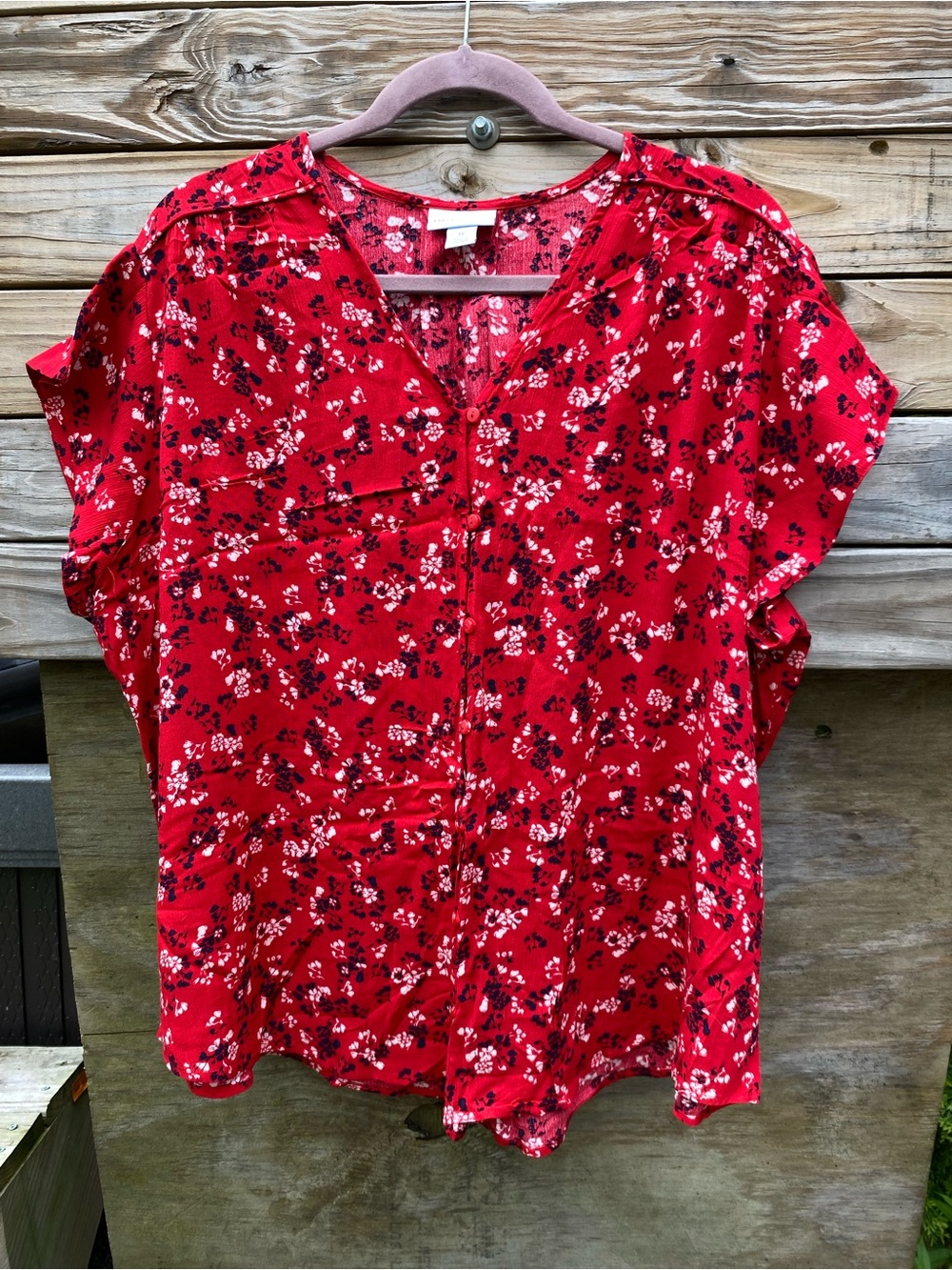 Liz Clairborne Red Floral Button-Front Women's Top Size 1x